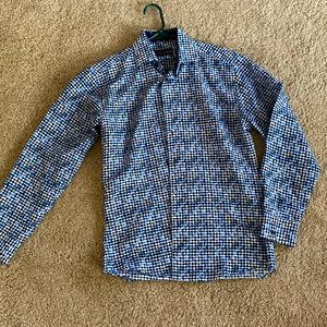 Joseph and David brand. Colors:  blue, black, white. Size small men’s.